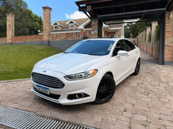 FORD FUSION 2.0 TITANIUM FWD 16V GASOLINA 4P AUTOMÁTICO