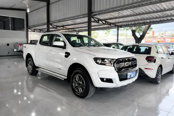 FORD RANGER 2.2 XLS 4X4 CD 16V DIESEL 4P AUTOMÁTICO