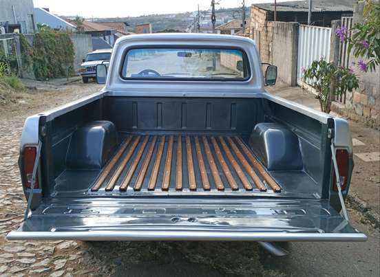 FORD-F-1000-1987