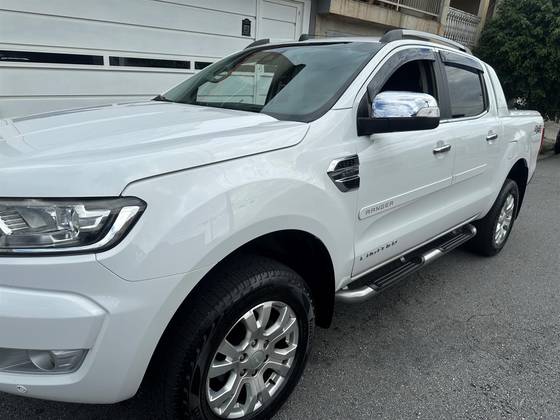 FORD RANGER 3.2 LIMITED 4X4 CD 20V DIESEL 4P AUTOMÁTICO