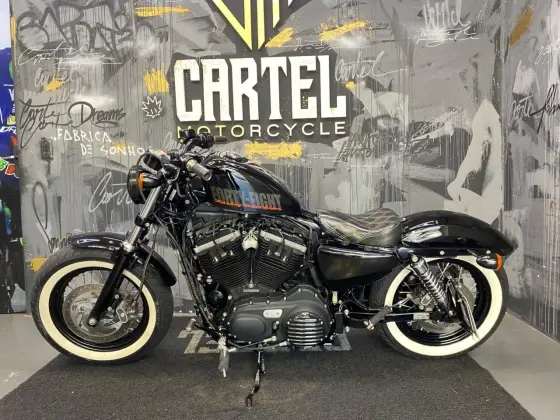 HARLEY-DAVIDSON FORTY-EIGHT 