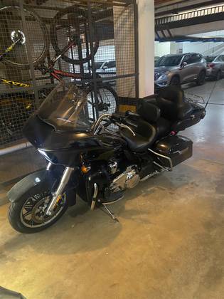 HARLEY-DAVIDSON ROAD GLIDE ULTRA 
