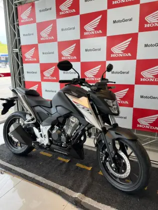 HONDA CB 300F TWISTER CBS 