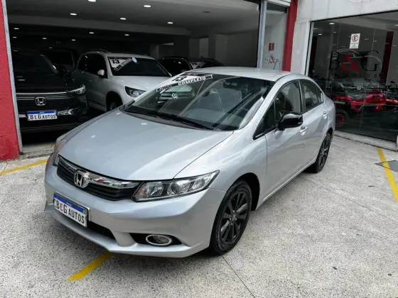 HONDA CIVIC 1.8 LXS 16V FLEX 4P AUTOMÁTICO