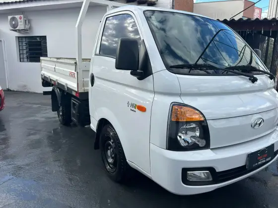 HYUNDAI HR 2.5 LONGO SEM CAÇAMBA 4X2 16V 130CV TURBO INTERCOOLER DIESEL 2P MANUAL HYUNDAI HR 2.5 LONGO SEM CAÇAMBA 4X2 16V 130CV TURBO INTERCOOLER DIESEL 2P MANUAL