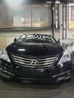 HYUNDAI-AZERA-2015