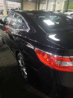 HYUNDAI-AZERA-2015