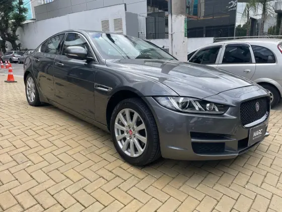JAGUAR XE 2.0 16V SI4 TURBO GASOLINA PURE 4P AUTOMÁTICO