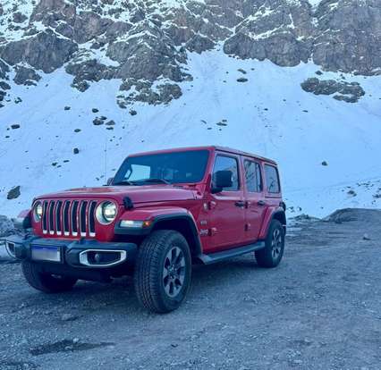 JEEP-WRANGLER-2.0 TURBO GASOLINA UNLIMITED SAHARA 4P 4X4 AT8 JEEP-WRANGLER-2019