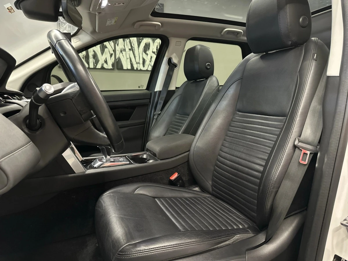 Land Rover Discovery Sport — foto 8