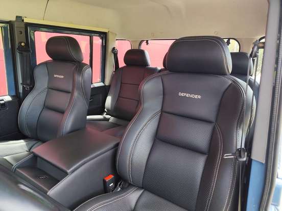 LAND ROVER-DEFENDER-2003