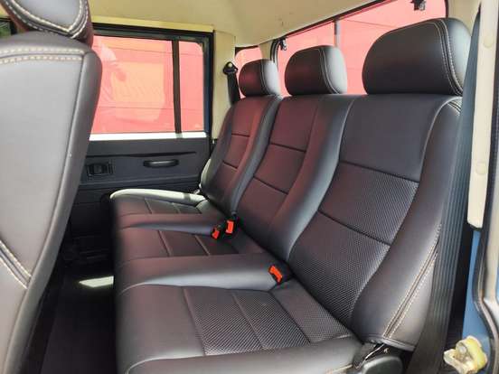 LAND ROVER-DEFENDER-2003