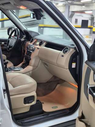 LAND ROVER-DISCOVERY 4-2014