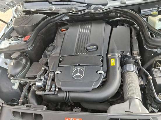 MERCEDES-BENZ-C 180-1.8 CGI CLASSIC SPECIAL 16V GASOLINA 4P AUTOMÁTICO MERCEDES-BENZ-C 180-2011