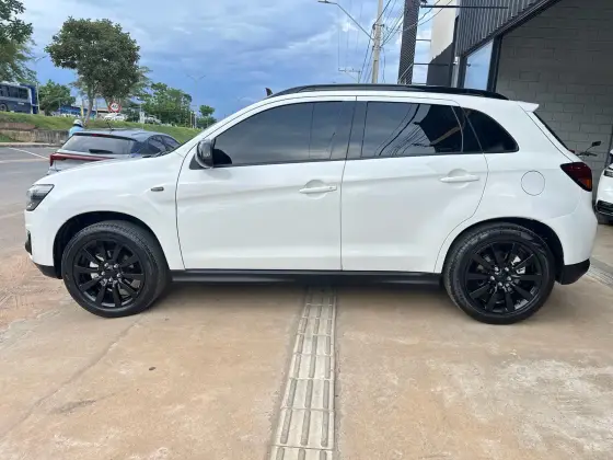 MITSUBISHI ASX 2.0 4X2 16V GASOLINA 4P AUTOMÁTICO MITSUBISHI ASX 2.0 4X2 16V GASOLINA 4P AUTOMÁTICO
