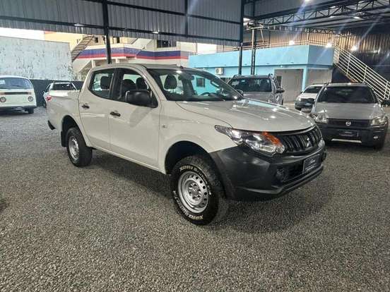 MITSUBISHI-L200 TRITON-2.4 16V TURBO DIESEL GL CD 4X4 MANUAL MITSUBISHI-L200 TRITON-2021