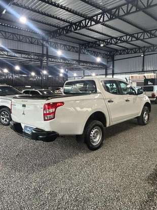 MITSUBISHI-L200 TRITON-2021