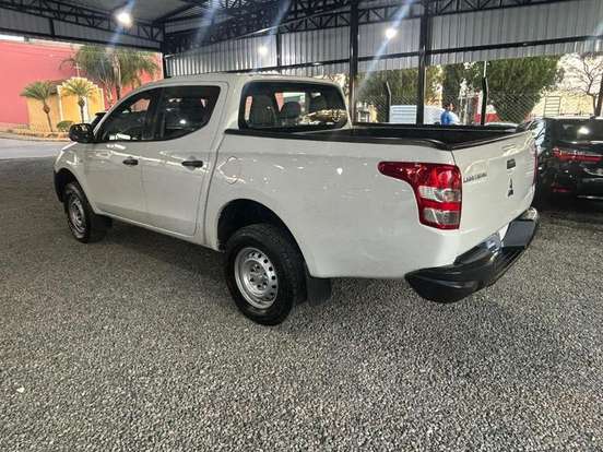 MITSUBISHI-L200 TRITON-2.4 16V TURBO DIESEL GL CD 4X4 MANUAL MITSUBISHI-L200 TRITON-2021