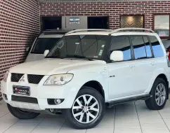 MITSUBISHI PAJERO TR4 2.0 4X4 16V 140CV FLEX 4P AUTOMÁTICO MITSUBISHI PAJERO TR4 2.0 4X4 16V 140CV FLEX 4P AUTOMÁTICO