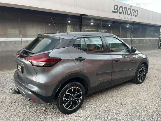 NISSAN-KICKS-2022
