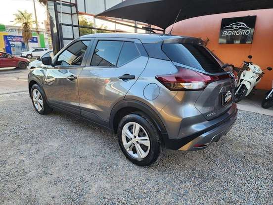 NISSAN-KICKS-2022