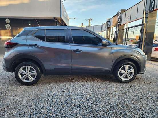 NISSAN-KICKS-2022