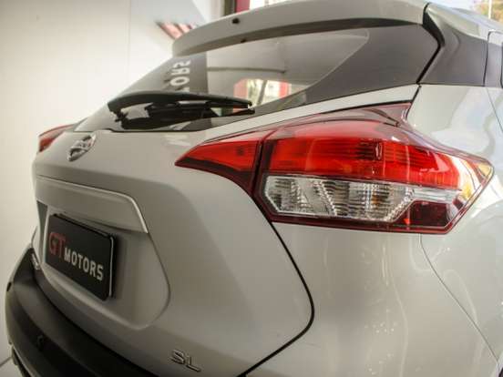 NISSAN-KICKS-1.6 16V FLEXSTART SL 4P XTRONIC NISSAN-KICKS-2016