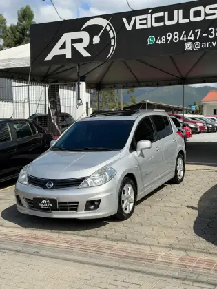 NISSAN TIIDA 1.8 SL 16V FLEX 4P MANUAL NISSAN TIIDA 1.8 SL 16V FLEX 4P MANUAL