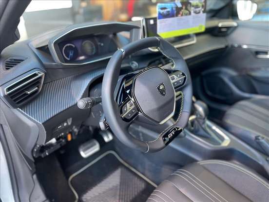 PEUGEOT-208-2025