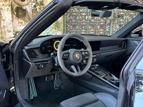 PORSCHE-911-3.0 24V H6 GASOLINA TARGA 4 GTS PDK PORSCHE-911-2024