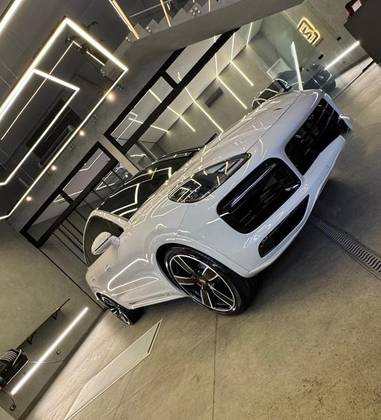 PORSCHE CAYENNE 3.0 V6 E-HYBRID COUPÉ PLATINUM EDITION AWD TIPTRONIC S