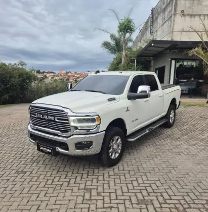 RAM 2500 6.7 I6 TURBO DIESEL LARAMIE CD 4X4 AUTOMÁTICO RAM 2500 6.7 I6 TURBO DIESEL LARAMIE CD 4X4 AUTOMÁTICO