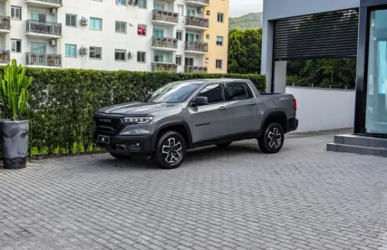 RAM RAMPAGE 2.0 HURRICANE 4 TURBO GASOLINA REBEL 4X4 AUTOMÁTICO