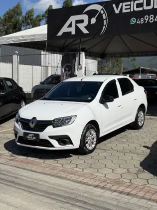 RENAULT LOGAN 1.0 12V SCE FLEX ZEN MANUAL RENAULT LOGAN 1.0 12V SCE FLEX ZEN MANUAL