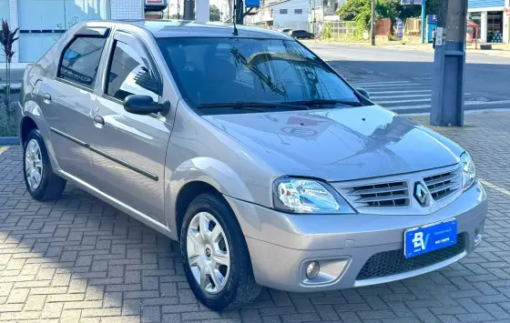 RENAULT LOGAN 1.6 EXPRESSION 16V FLEX 4P MANUAL