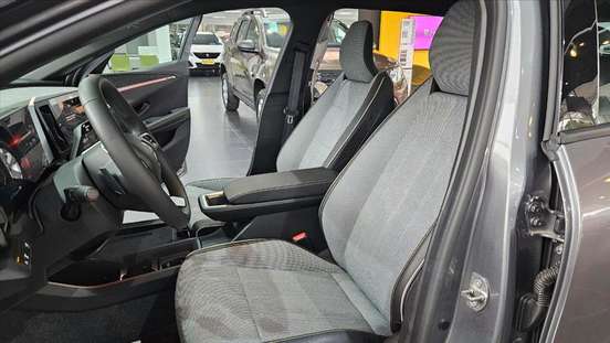 RENAULT-MEGANE-60 KW ELÉTRICO E-TECH EV60 RENAULT-MEGANE-2024