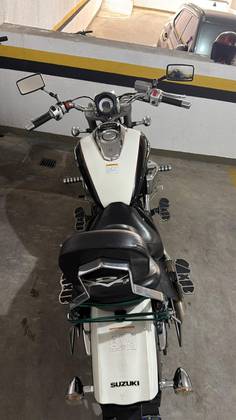 SUZUKI BOULEVARD M800 