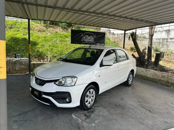 TOYOTA ETIOS 1.5 X SEDAN 16V FLEX 4P MANUAL TOYOTA ETIOS 1.5 X SEDAN 16V FLEX 4P MANUAL