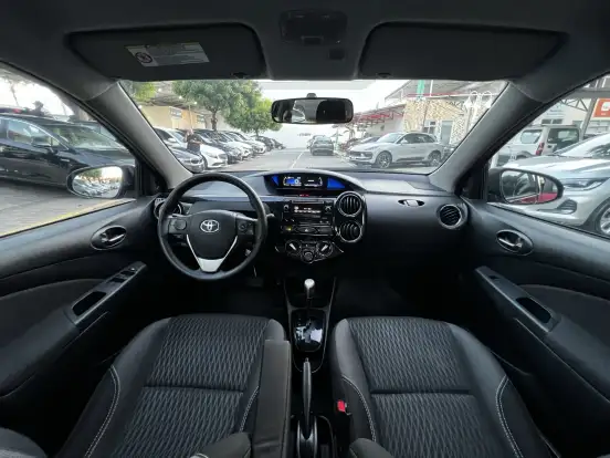 TOYOTA-ETIOS-2016