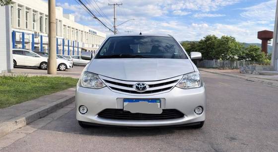 TOYOTA ETIOS 1.5 XS SEDAN 16V FLEX 4P MANUAL