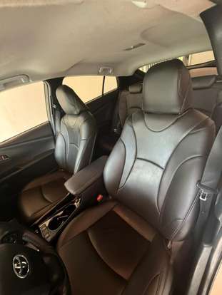 TOYOTA-PRIUS-2019