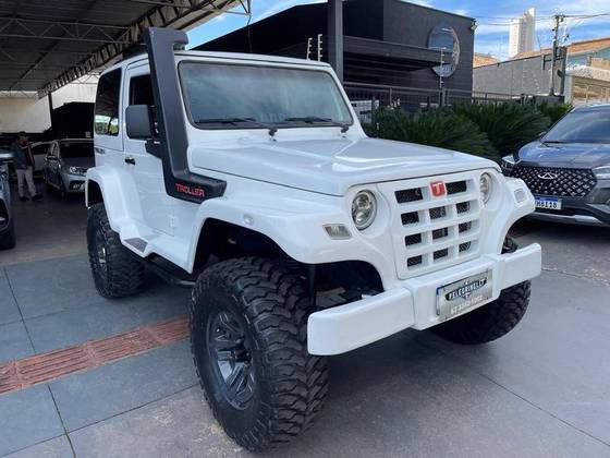 TROLLER T4 EXPEDITION 3.0 4X4 TETO RÍGIDO 4 CILINDROS TURBO ELETRONIC DIESEL 2P MANUAL
