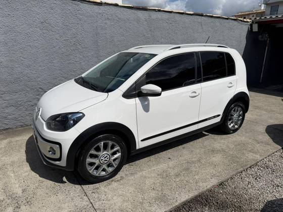 VOLKSWAGEN CROSS UP 1.0 MPI 12V FLEX 4P MANUAL