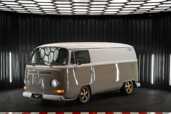 VOLKSWAGEN-KOMBI-1995