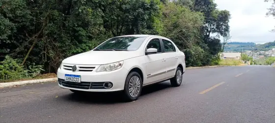 VOLKSWAGEN VOYAGE 1.6 MI COMFORTLINE 8V FLEX 4P MANUAL
