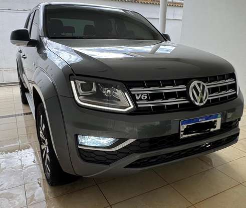 VOLKSWAGEN-AMAROK-2021