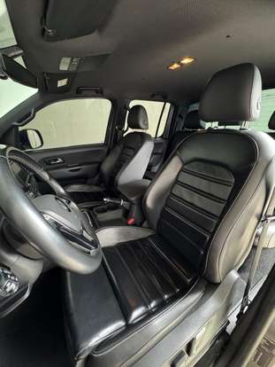 VOLKSWAGEN-AMAROK-2021