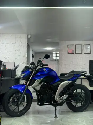 YAMAHA FZ25 FAZER ABS YAMAHA FZ25 FAZER ABS