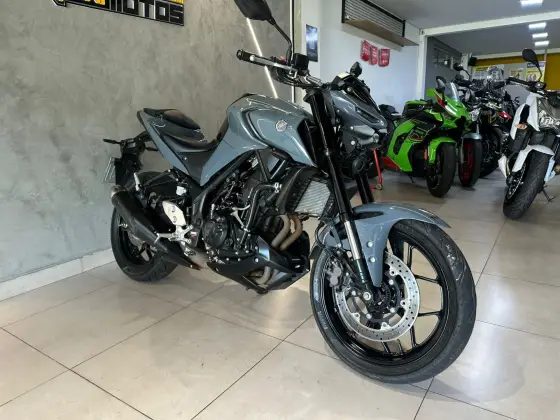 YAMAHA MT-03 ABS YAMAHA MT-03 ABS