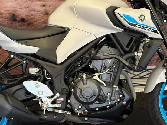 YAMAHA-MT-03 CONNECTED ABS YAMAHA-MT-03 CONNECTED ABS-2025